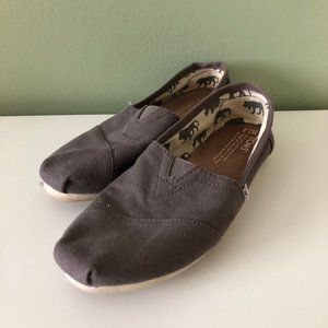 TOMS Women's Classic Slip-On Shoe in Ash Canvas
